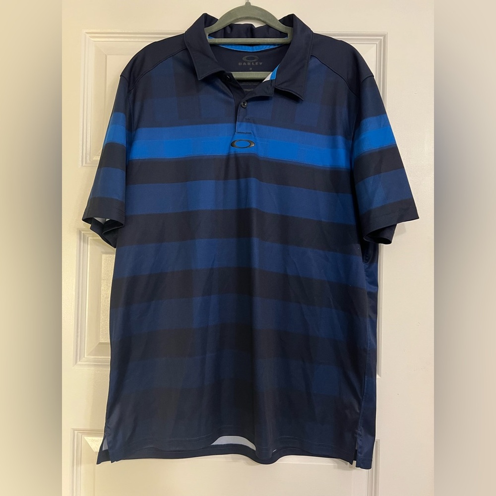 Oakley Men's Blue Striped Shirt
